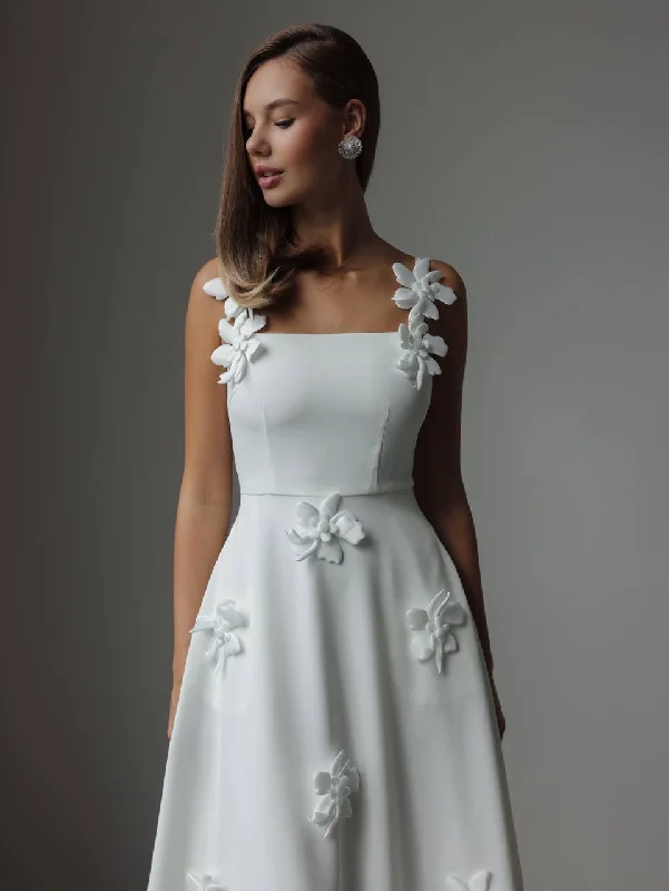 floral midi dress-White Floral Appliqué Midi Dress