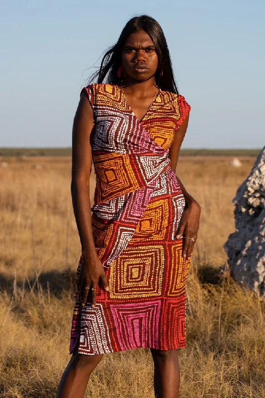 urban midi dress-Karnta Jukurrpa V Neck Women's Midi Dress