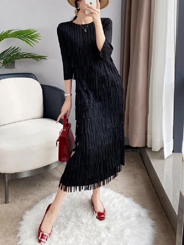 velvet evening dress-Three Quarter Sleeves Pleated Tassel Dress